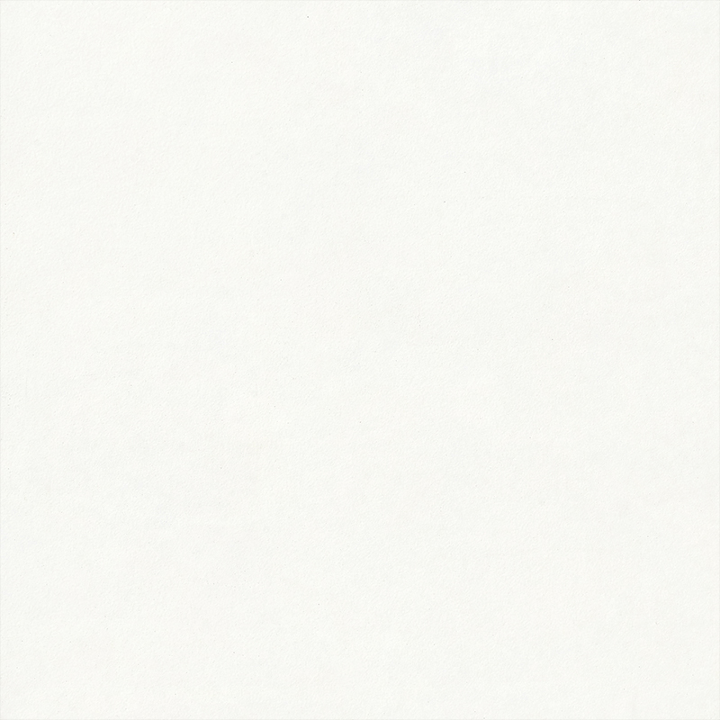 How can solid color bricks ensure color stability and uniform color development using low-temperature rapid firing technology?